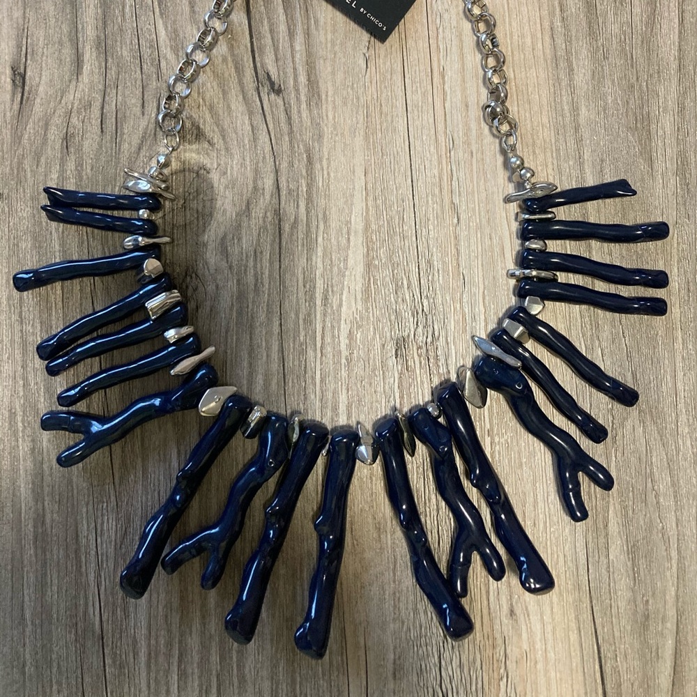 Chico’s coral necklace.  NWT navy blue.